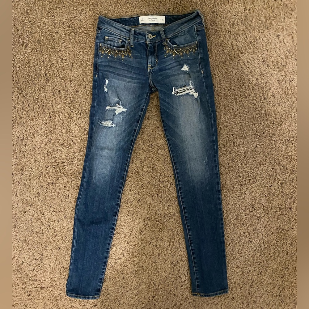 Abercrombie & Fitch Distressed Womens jeans size 0 / W25